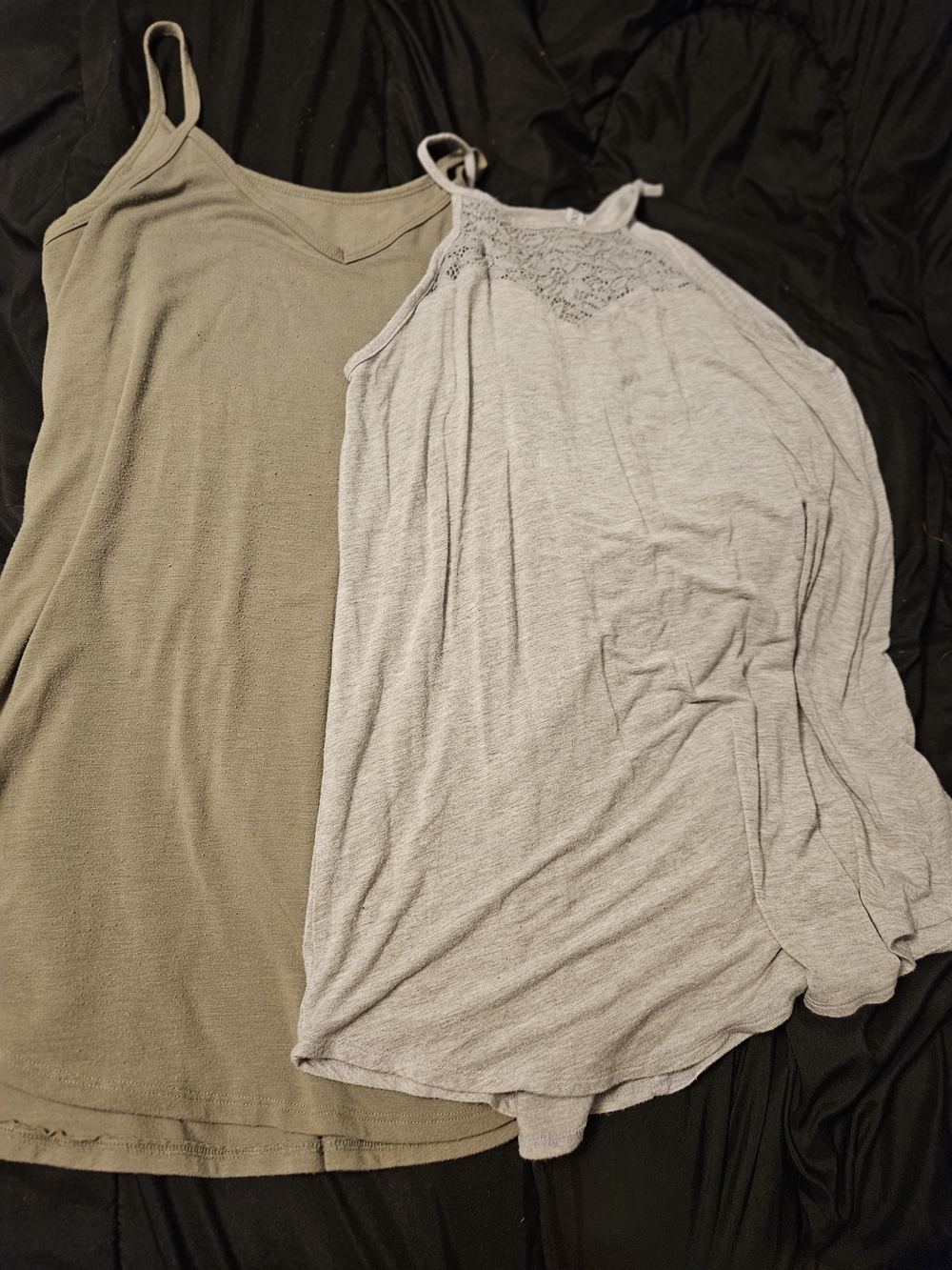 Zenana Outfitters Olive Green & White Double Tank Top/dress Set